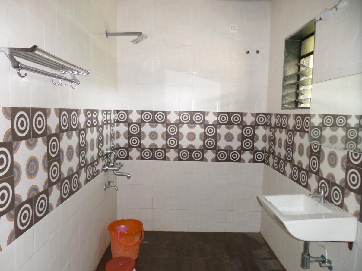Atithi Farm House Hotel Borlai Exterior photo